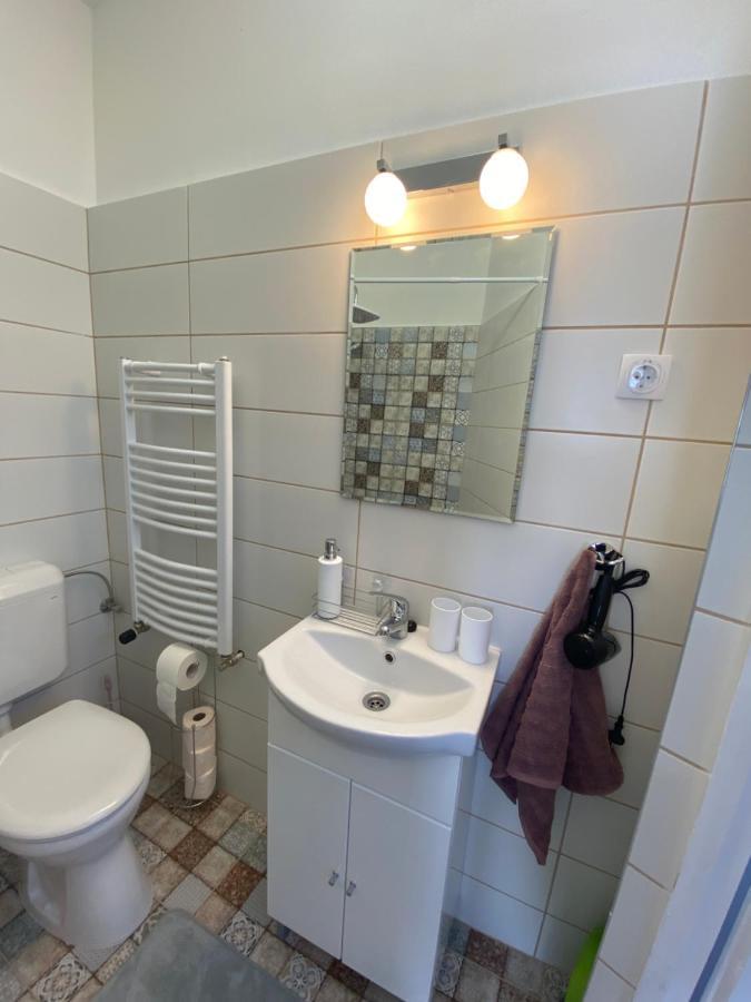 Rad-Var Apartmanhaz エゲル エクステリア 写真